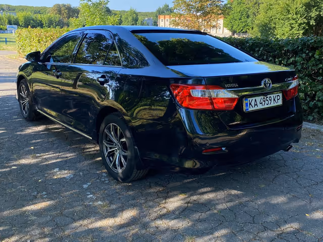 Toyota Camry - зображення 4