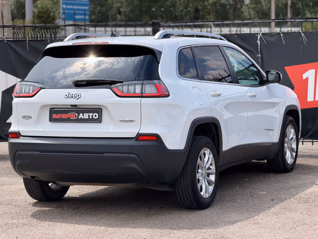 Jeep Cherokee - зображення 4