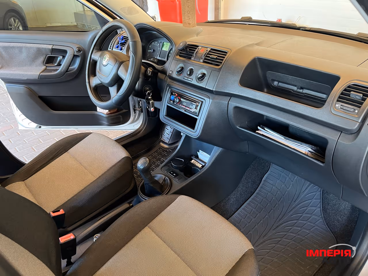 Skoda Fabia - фото 4