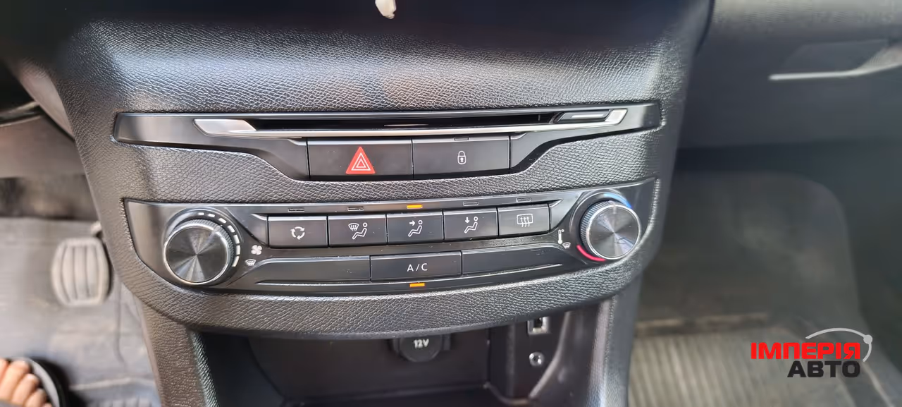 Peugeot 308 - фото 28