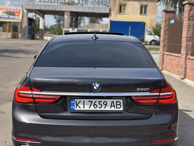 BMW 7 серії - зображення 3