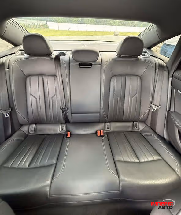 Audi A6 - фото 13