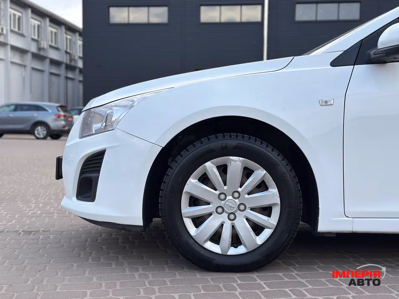 Chevrolet Cruze - фото 25