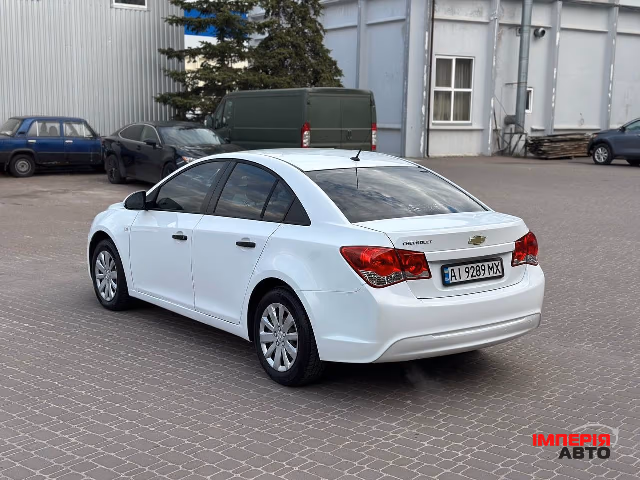 Chevrolet Cruze - фото 26
