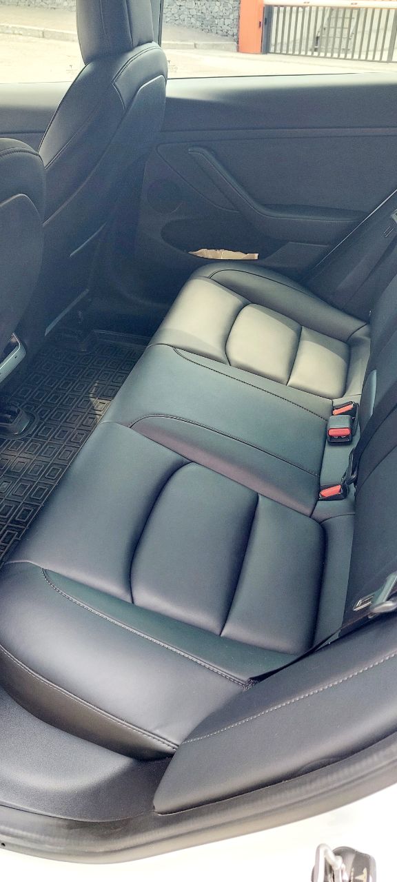 Tesla Model 3 - фото 11