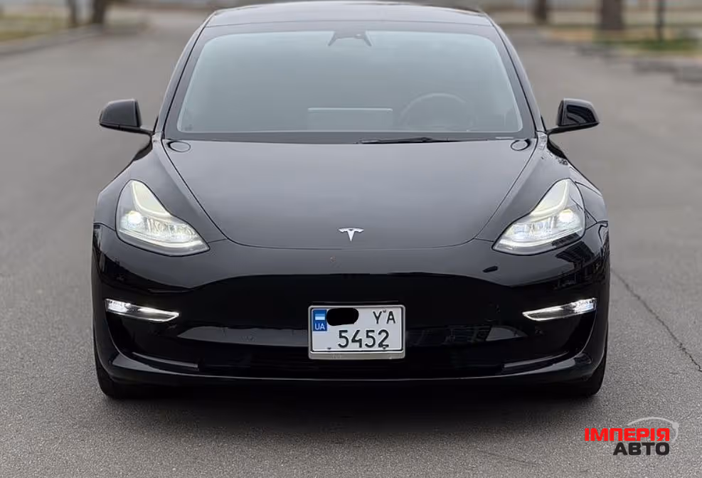 Tesla Model 3 - фото 3