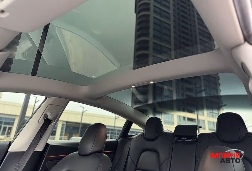 Tesla Model 3 - фото 7