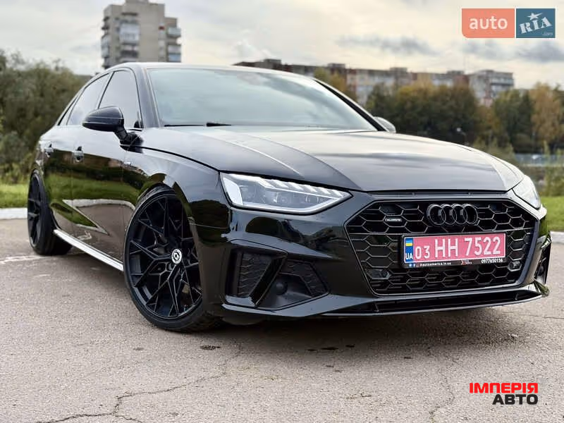 Audi A4 - фото 4