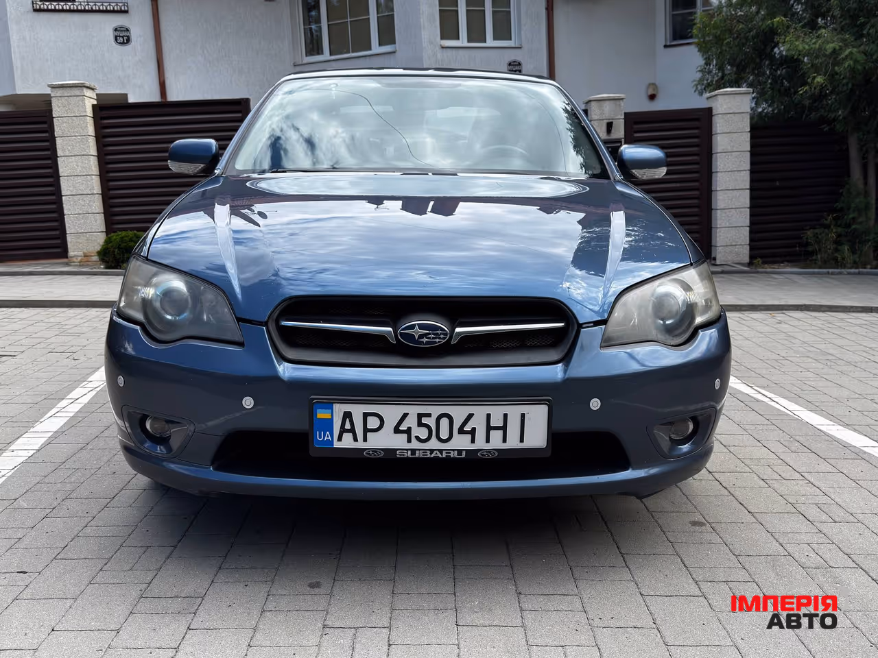 Subaru Legacy - фото 2