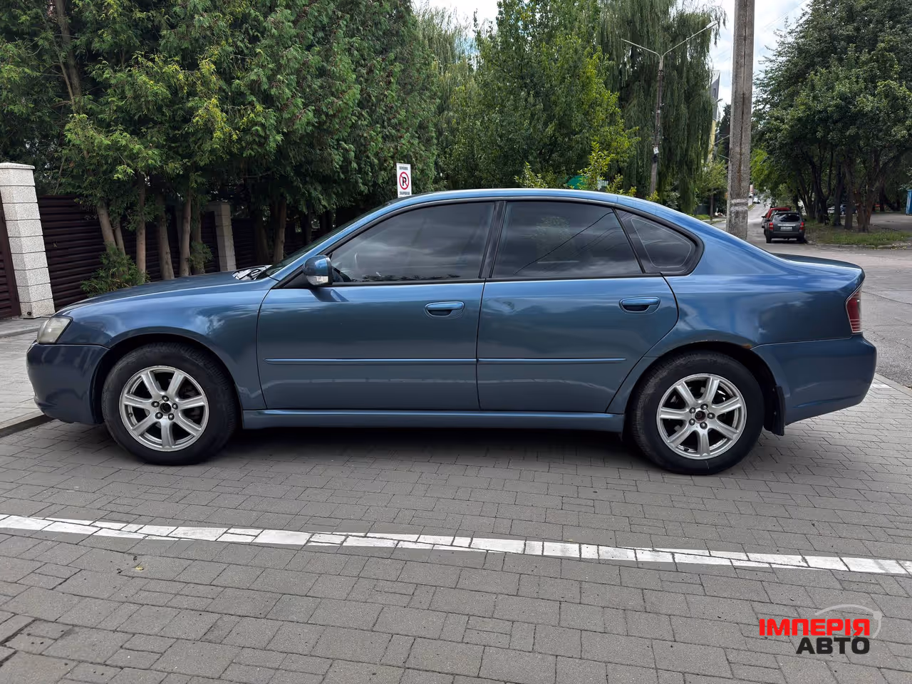 Subaru Legacy - фото 4