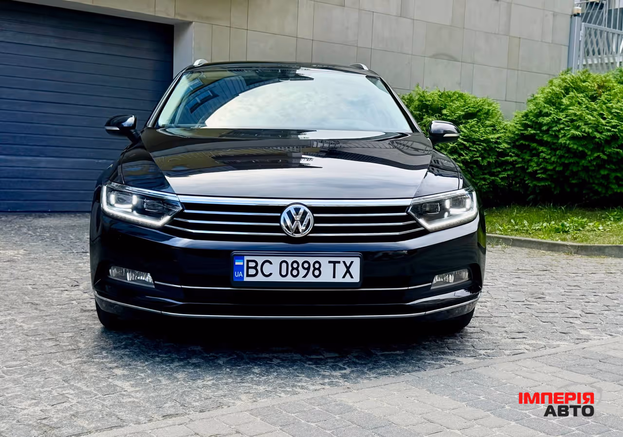 Volkswagen Passat - фото 4
