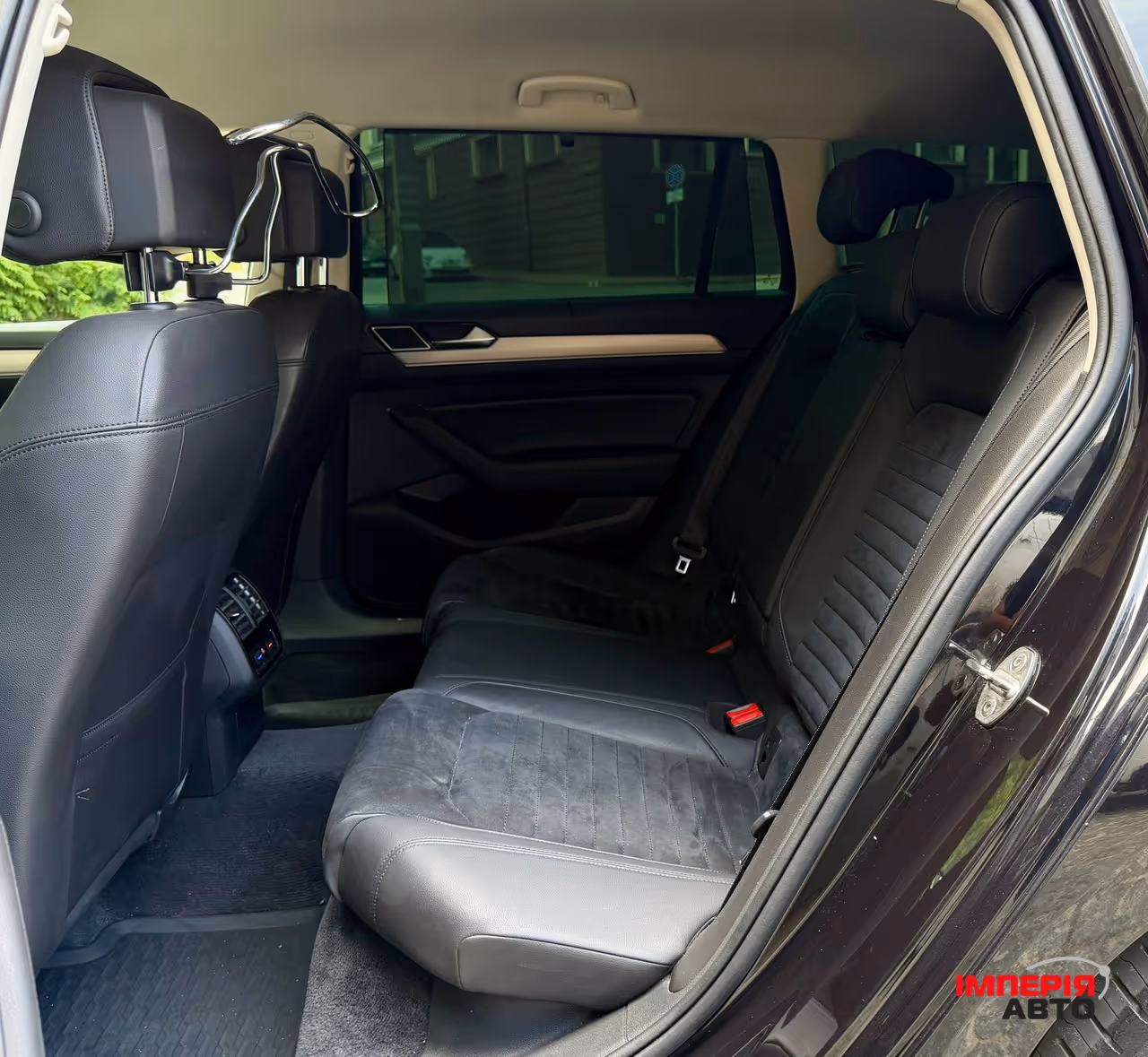 Volkswagen Passat - фото 27
