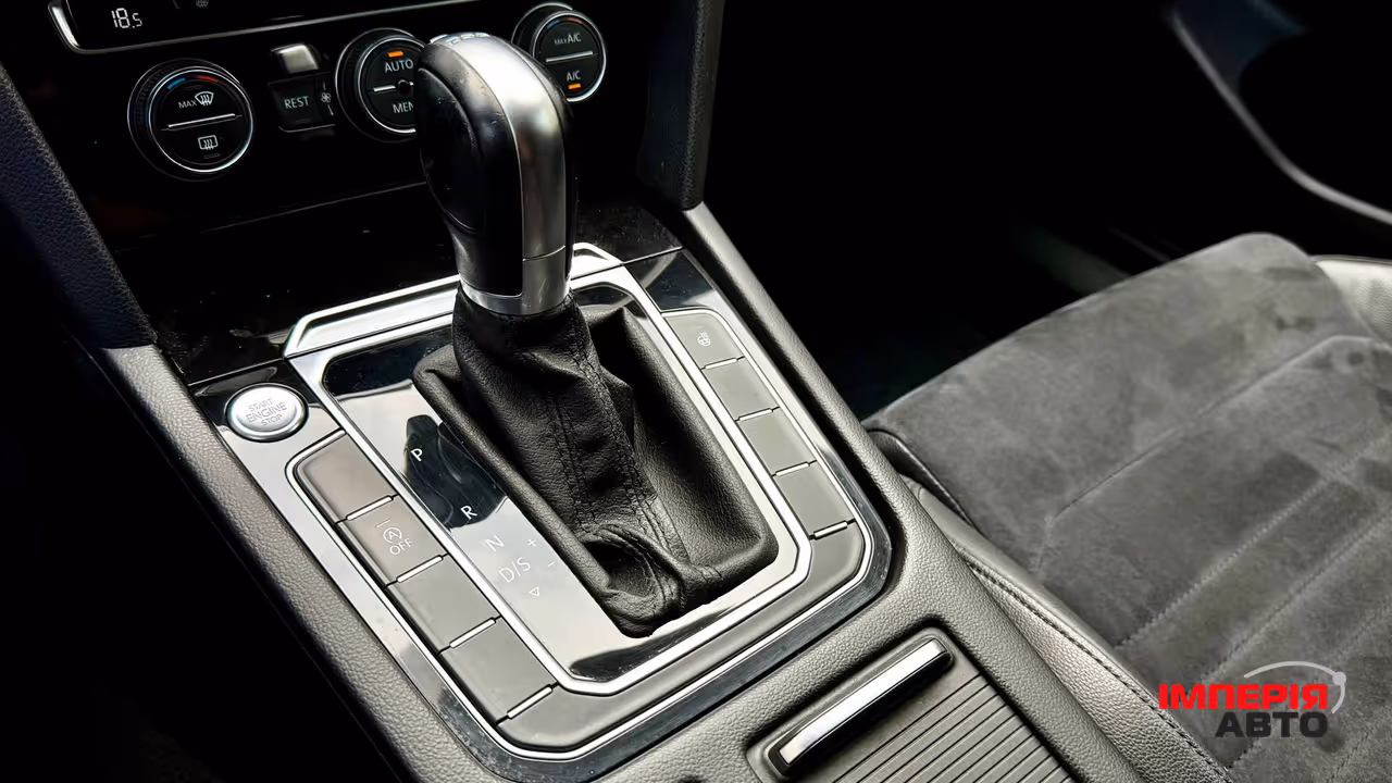 Volkswagen Passat - фото 26