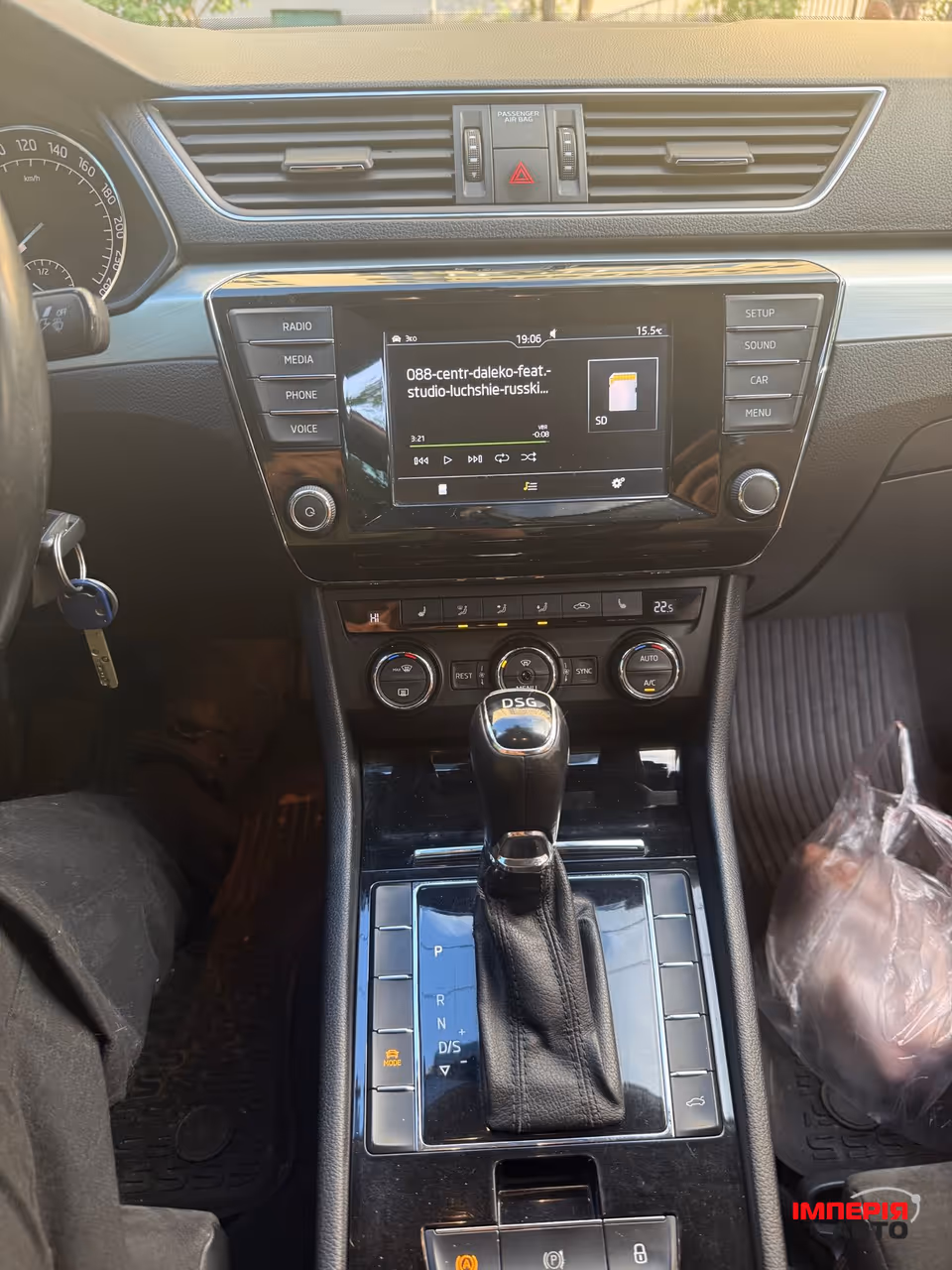 Skoda Superb - фото 7