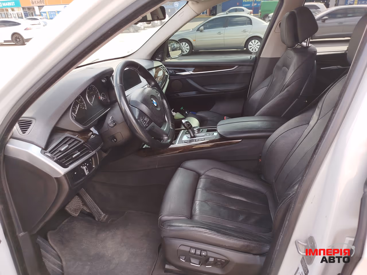 BMW X5 - фото 17