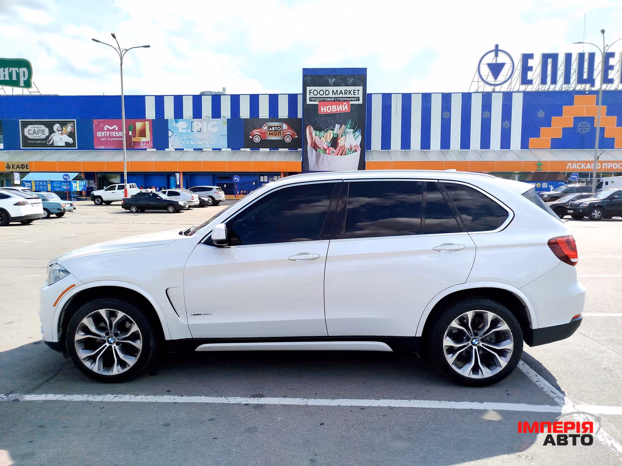 BMW X5 - фото 8