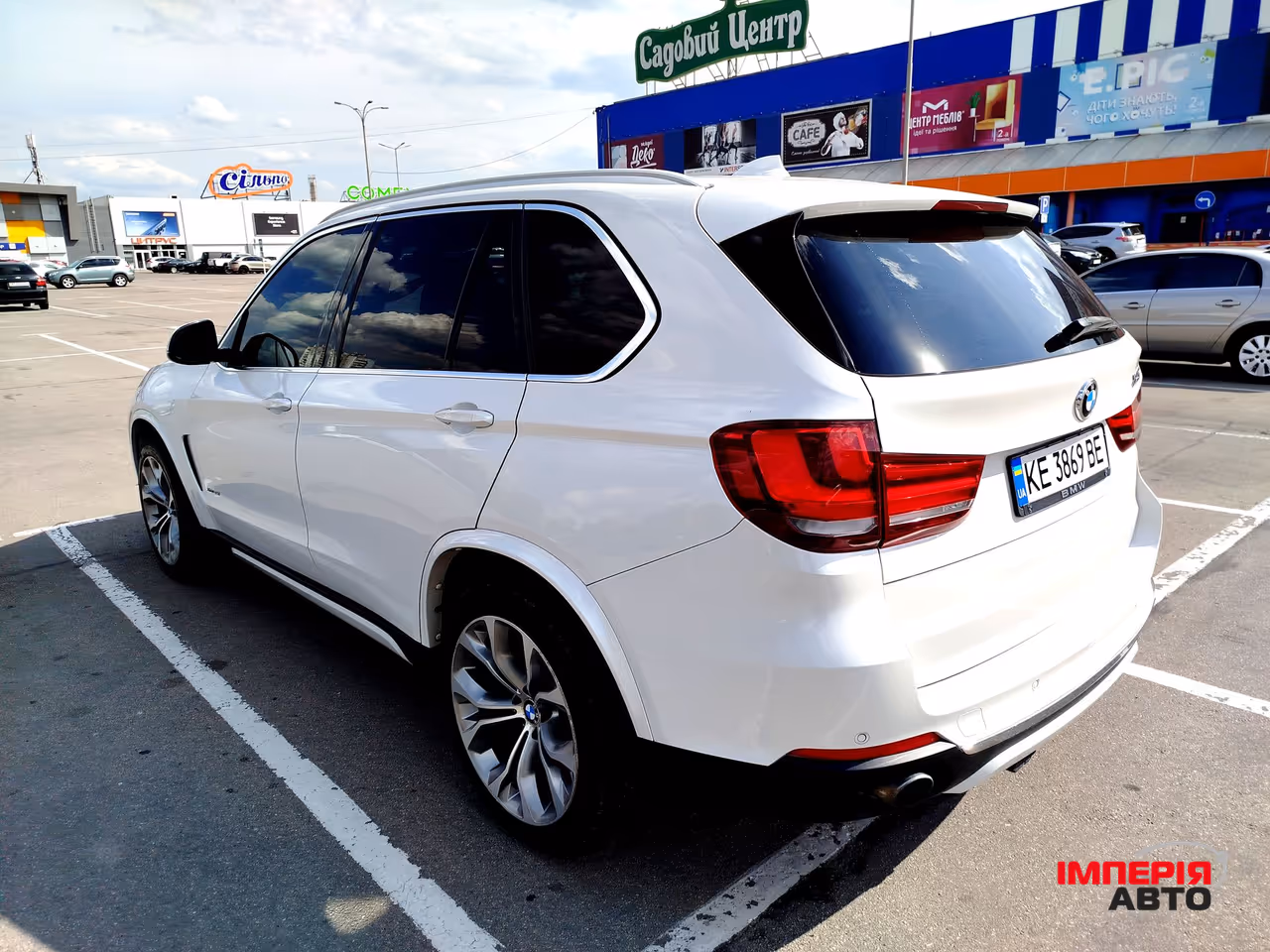 BMW X5 - фото 1