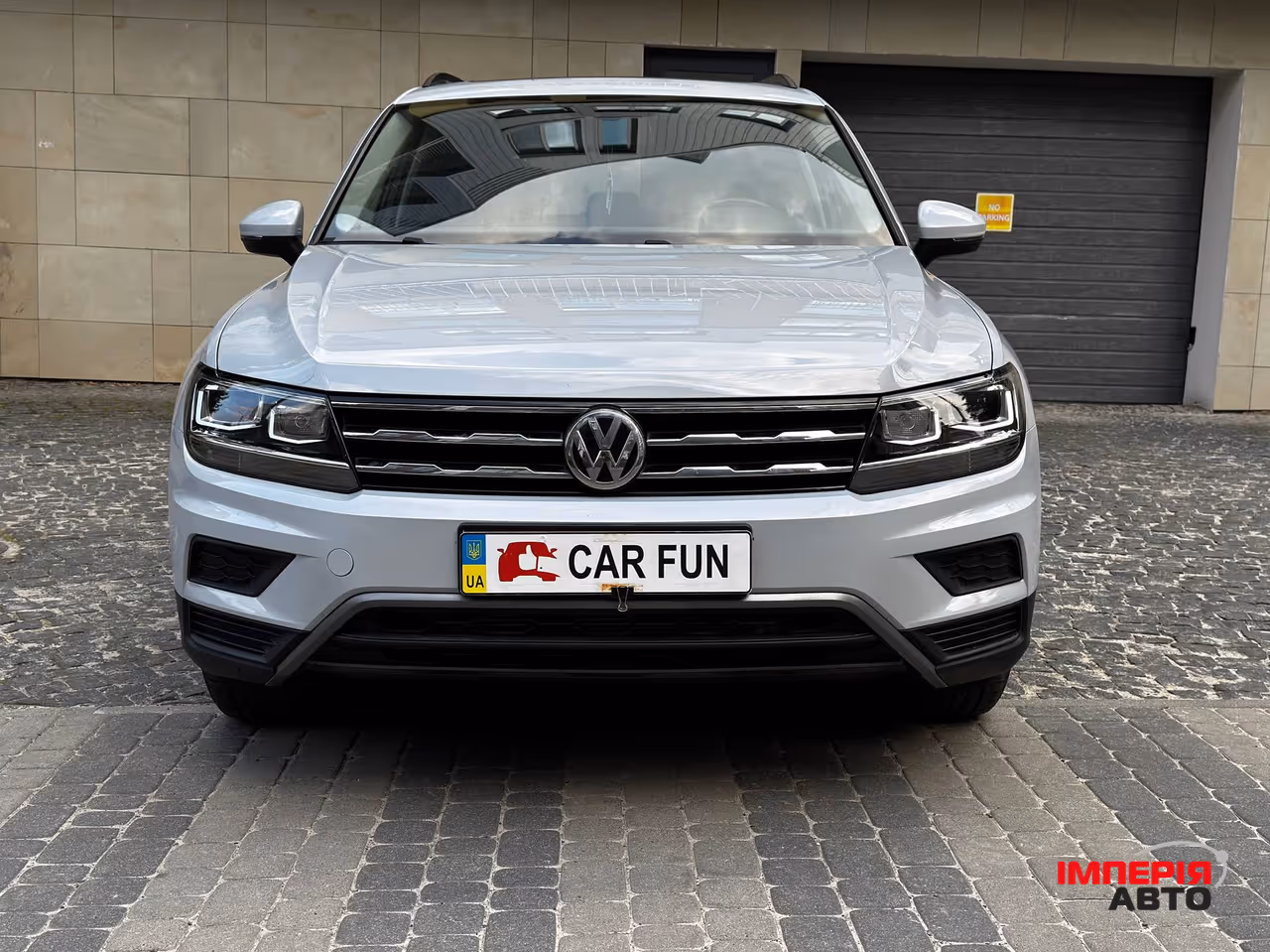 Volkswagen Tiguan - фото 2