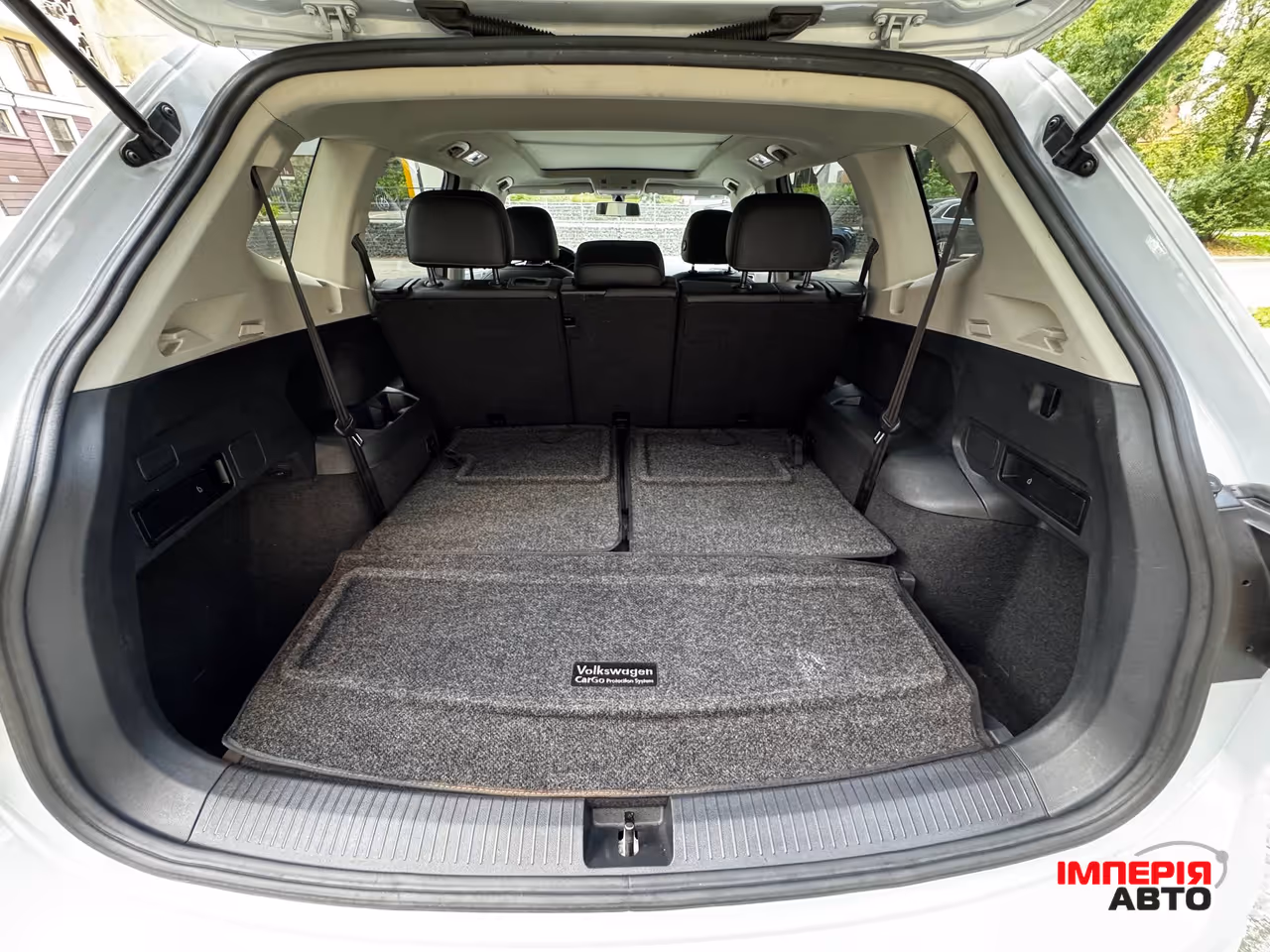 Volkswagen Tiguan - фото 10