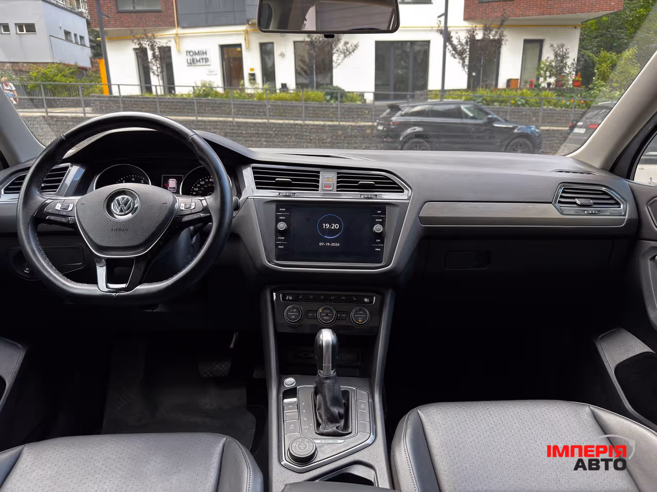 Volkswagen Tiguan - фото 22