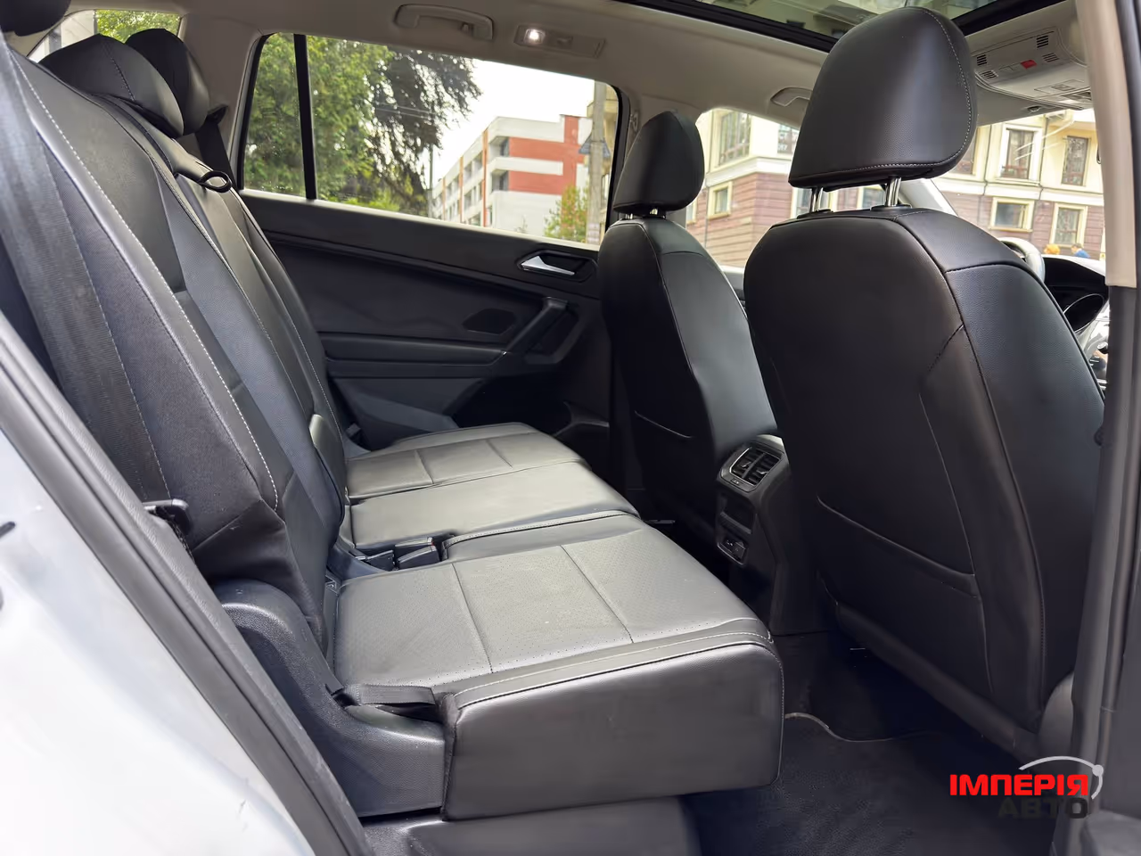Volkswagen Tiguan - фото 17