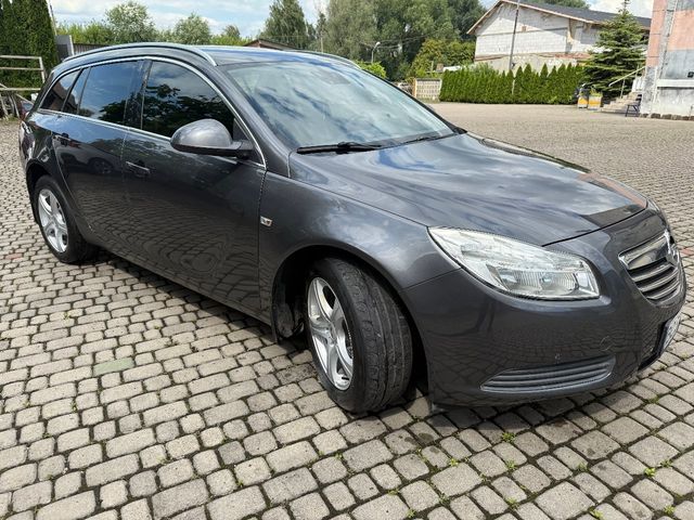 Opel Insignia - фото 2