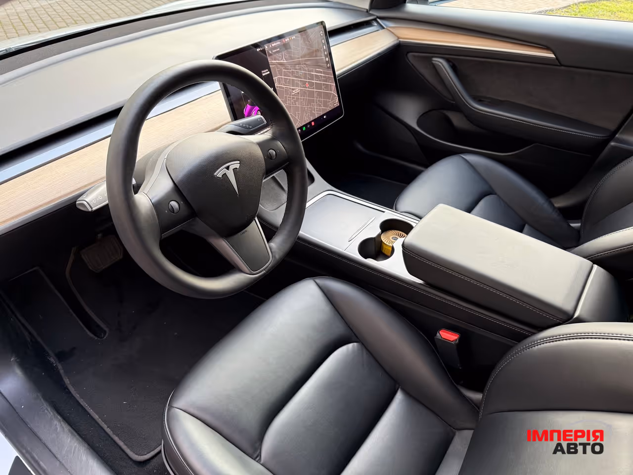 Tesla Model 3 - фото 6