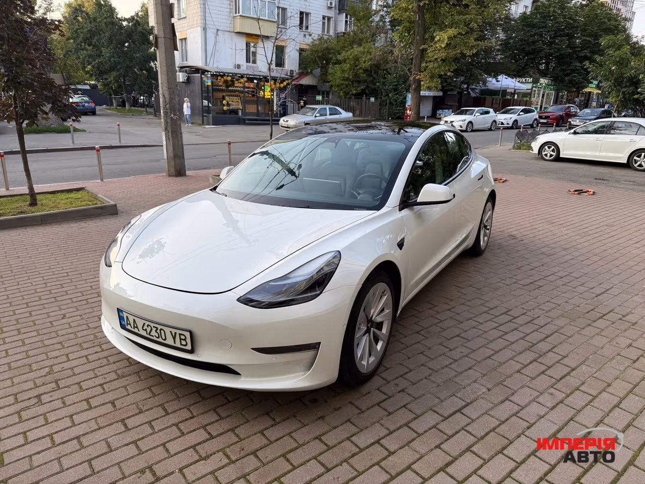 Tesla Model 3 - фото 3
