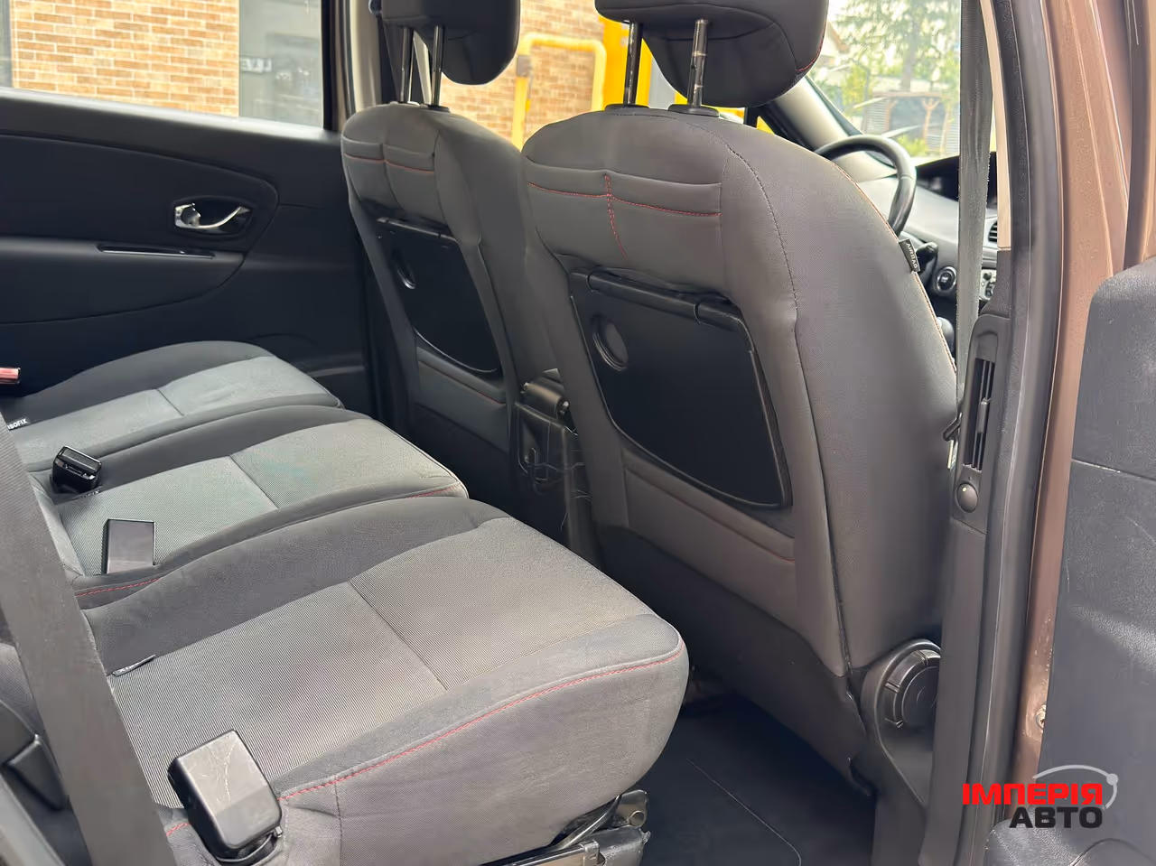 Renault Scenic - фото 17