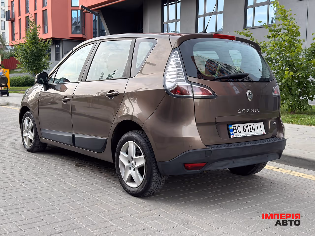 Renault Scenic - фото 6