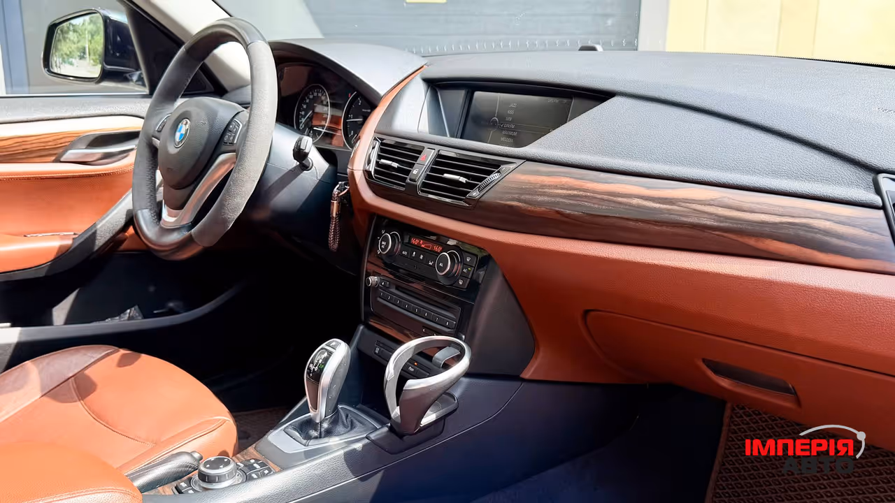BMW X1 - фото 21