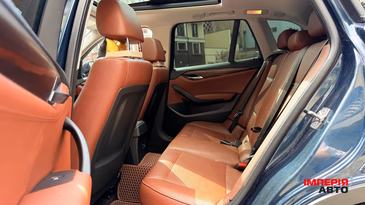 BMW X1 - фото 15