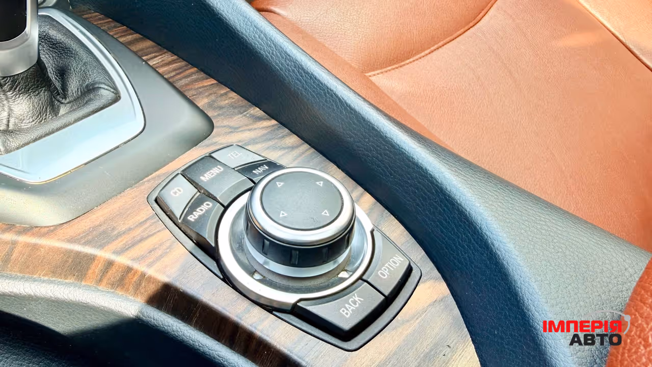 BMW X1 - фото 13