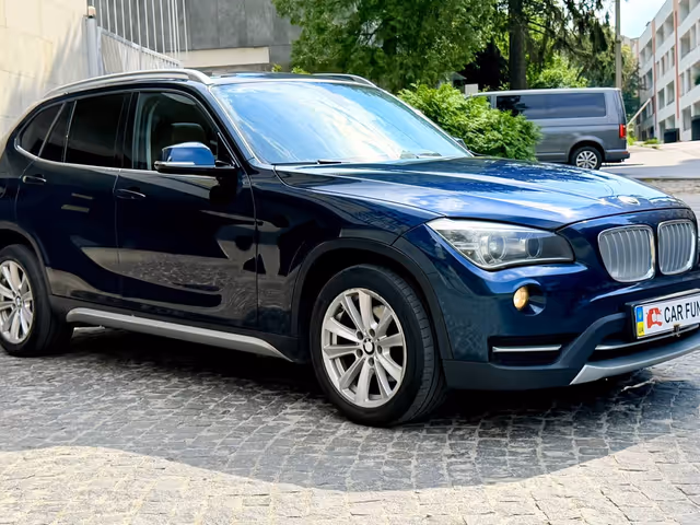 BMW X1 - зображення 1