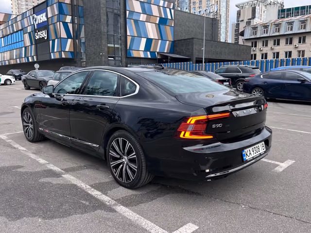 Volvo S90 - зображення 4