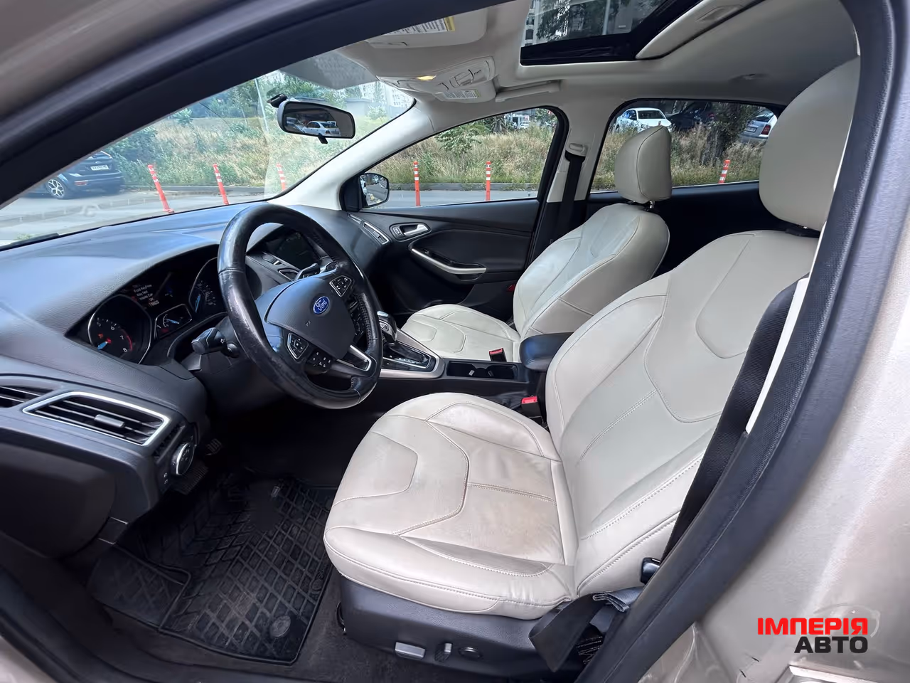Ford Focus - фото 9