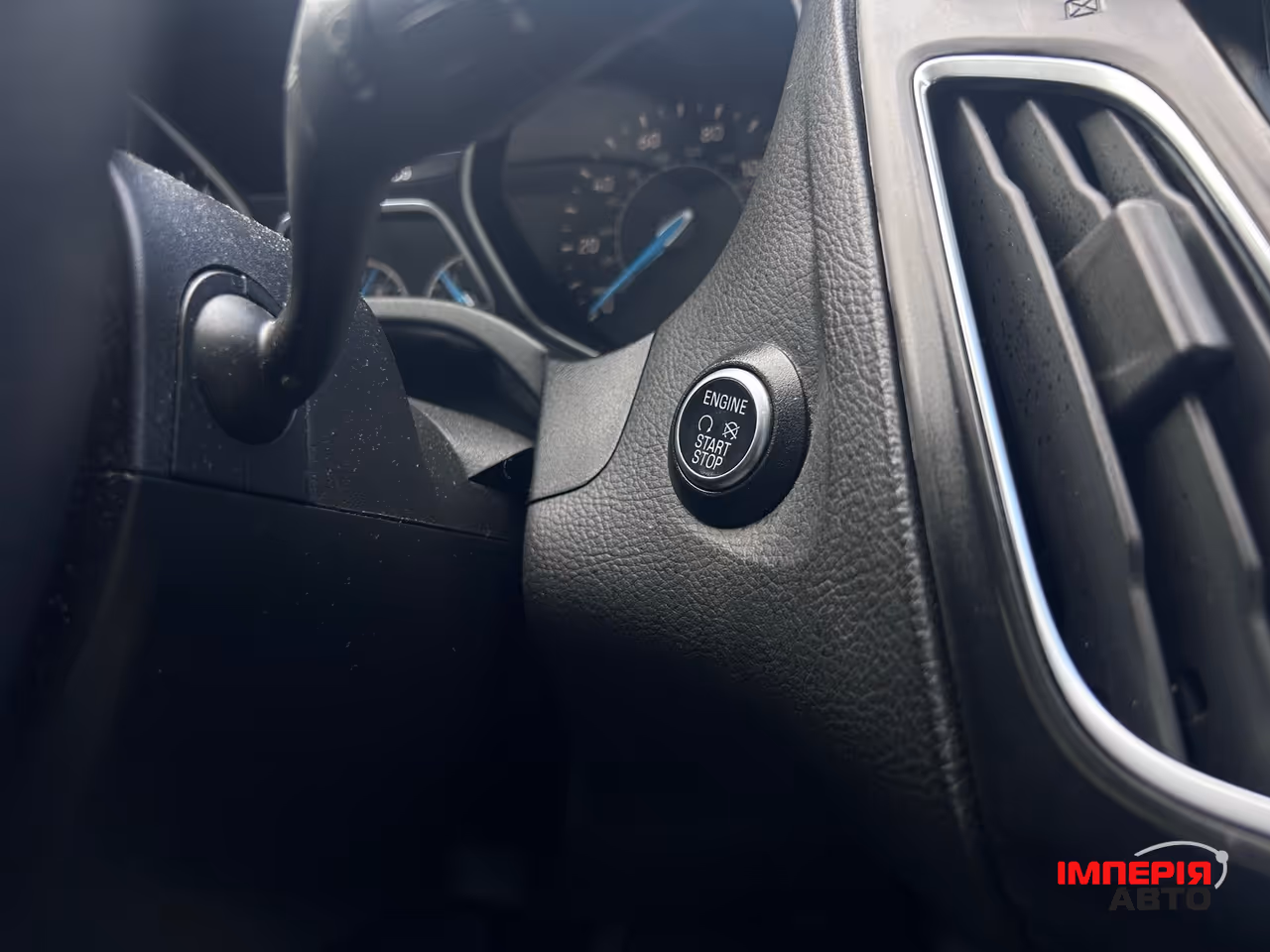 Ford Focus - фото 18