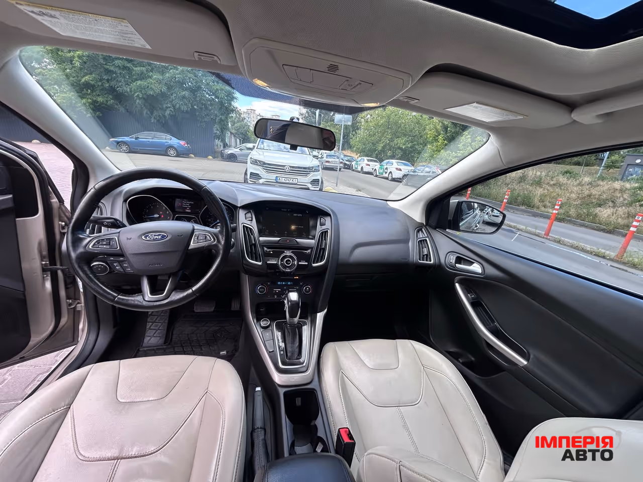 Ford Focus - фото 8