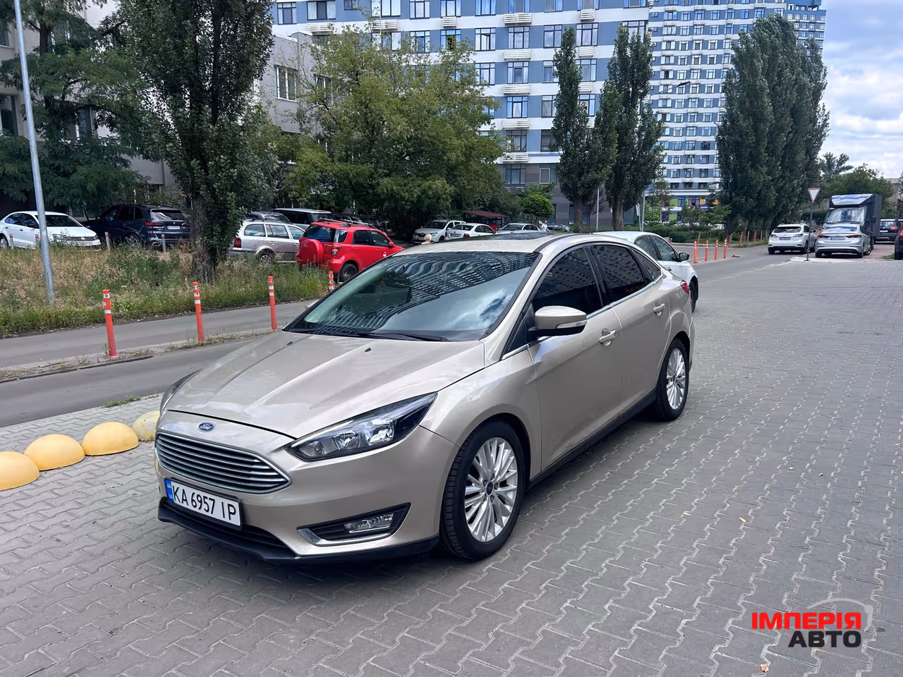 Ford Focus - фото 2