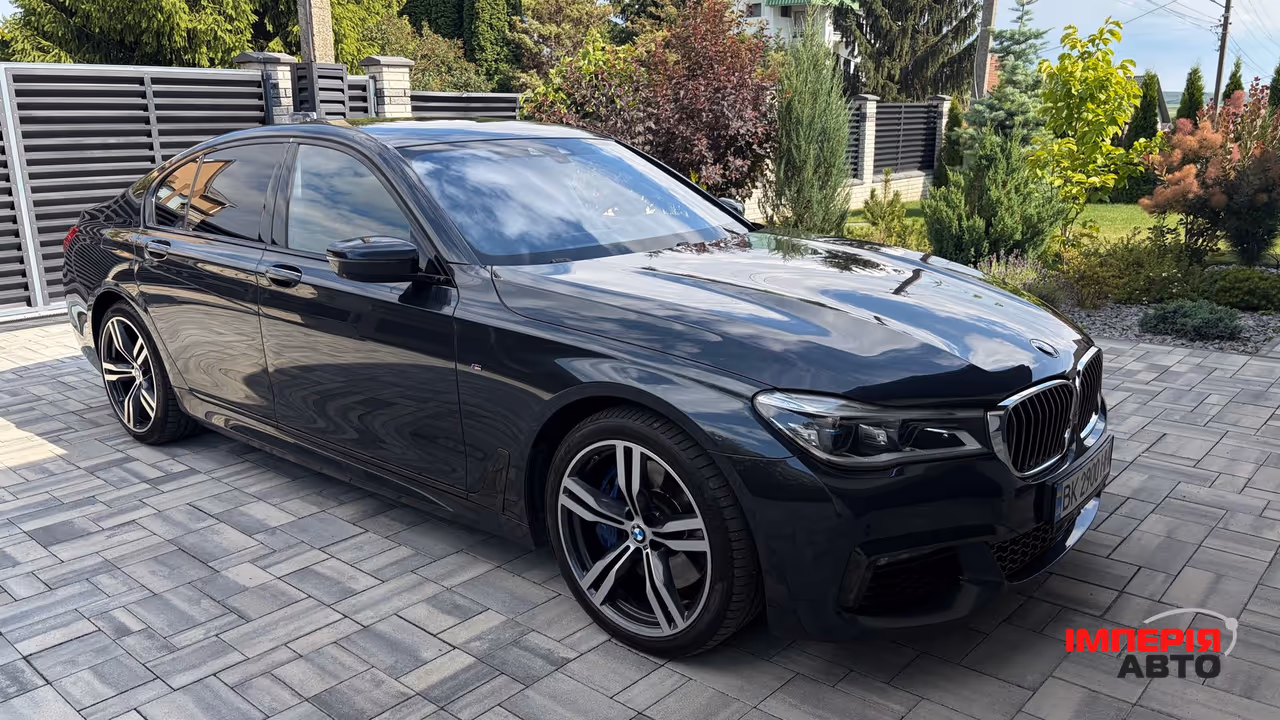 BMW 7 серії - фото 2