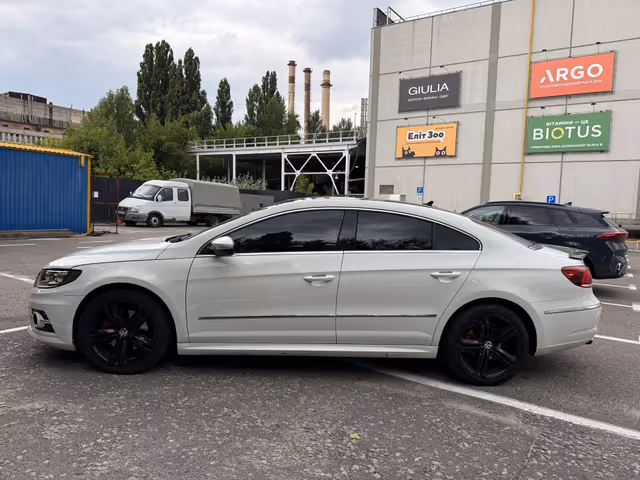 Volkswagen Passat CC - зображення 2