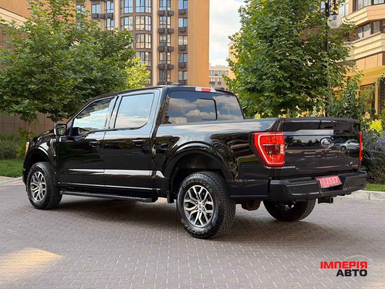 Ford F-150 - фото 6