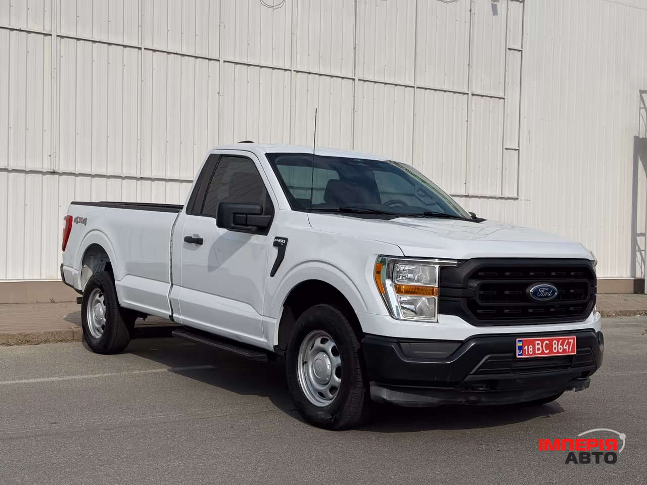 Ford F-150 - фото 1