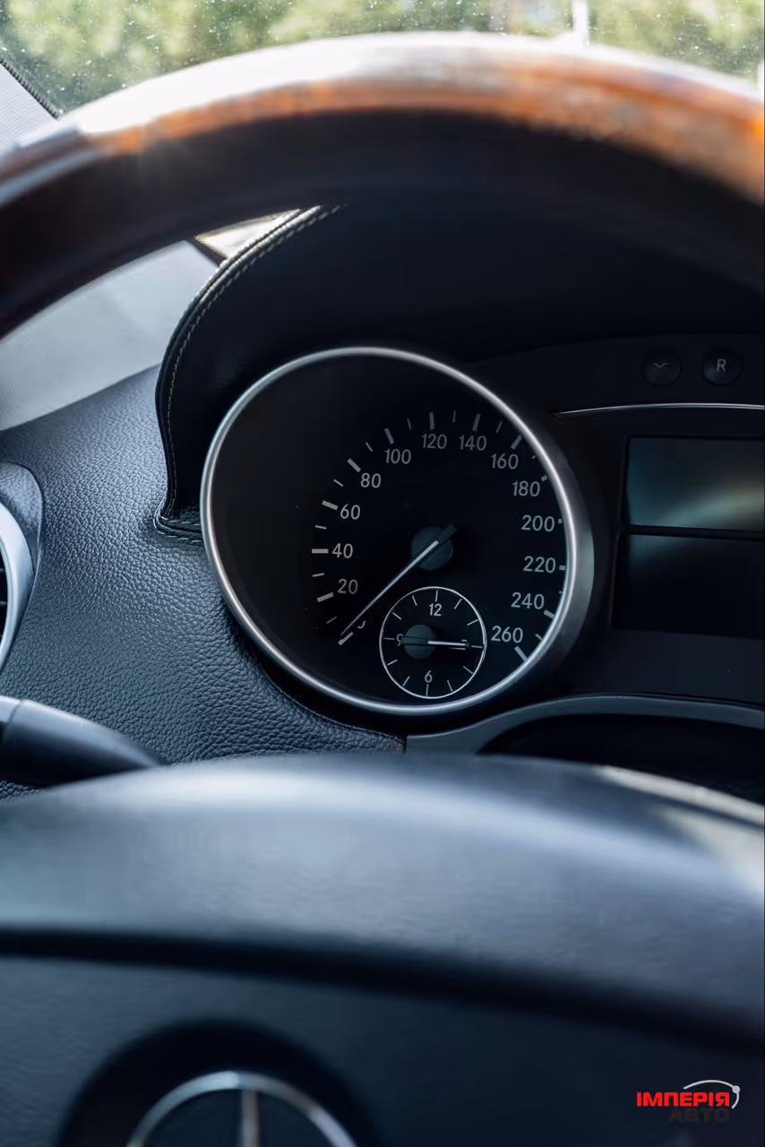 Mercedes-Benz GL-Класс - фото 39
