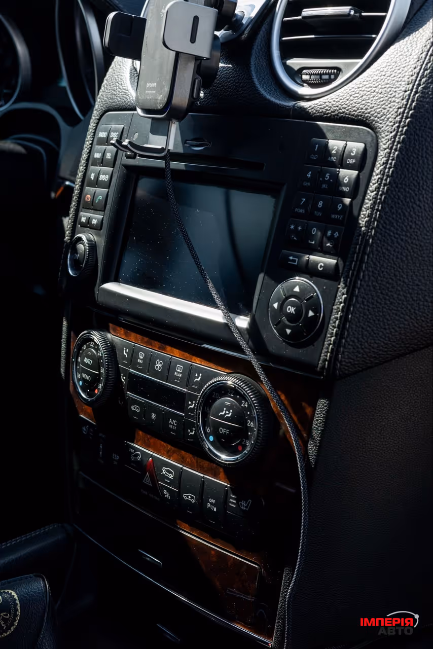 Mercedes-Benz GL-Класс - фото 37