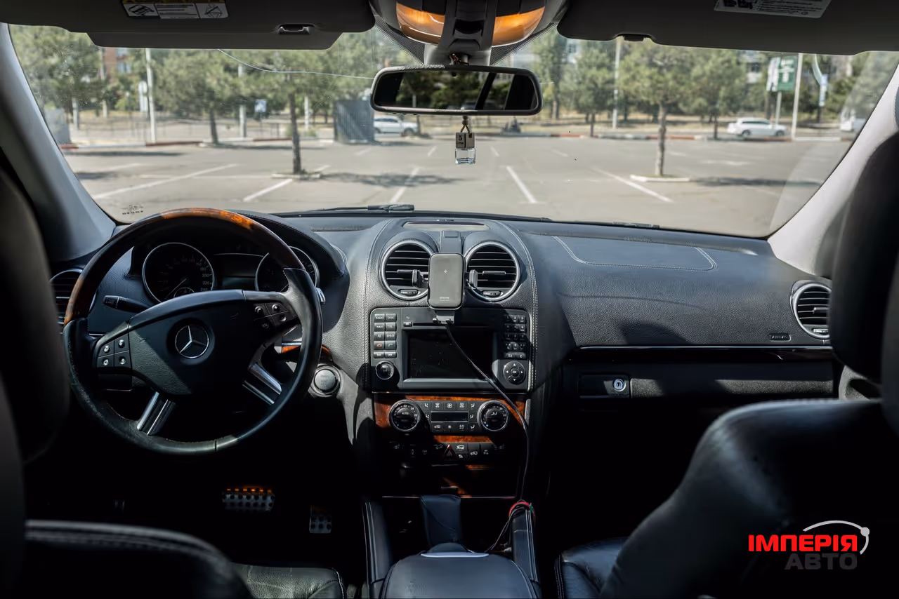 Mercedes-Benz GL-Класс - фото 29