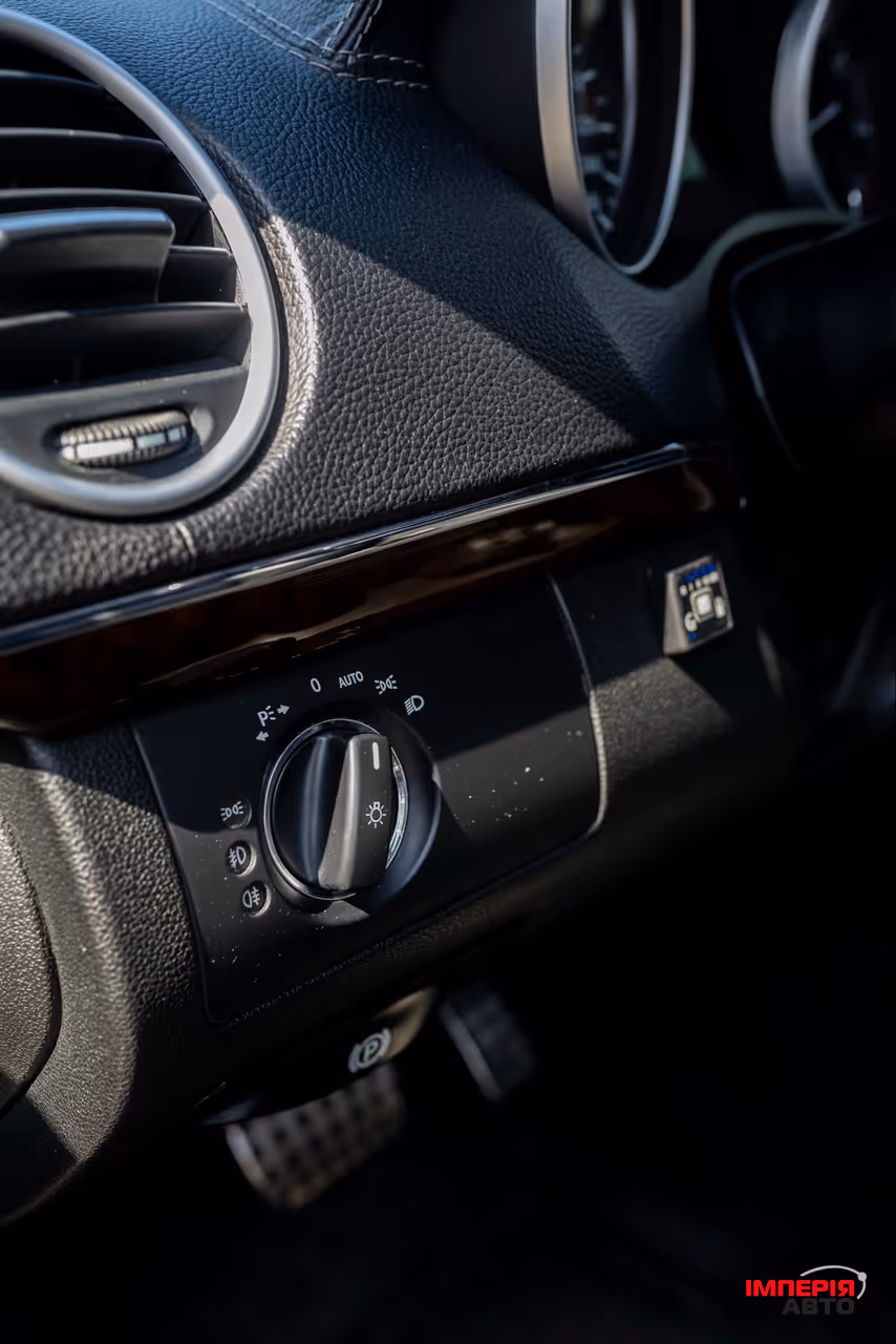 Mercedes-Benz GL-Класс - фото 50
