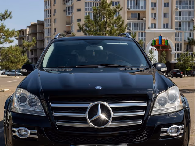 Mercedes-Benz GL-Класс - зображення 2