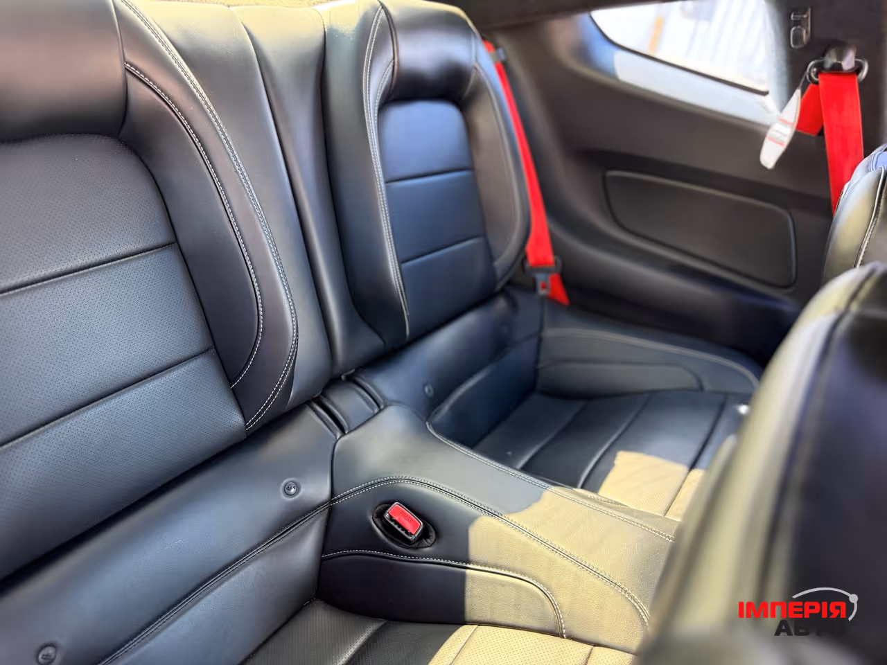 Ford Mustang - фото 7