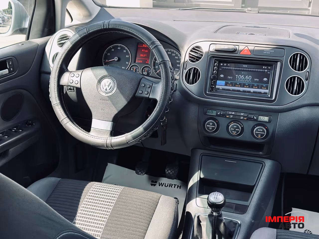 Volkswagen Golf Plus - фото 26